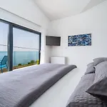 Seaview Nautique, A 3-bedroom With A 32 Sqm Heated Private Pool And A Whirlpool *