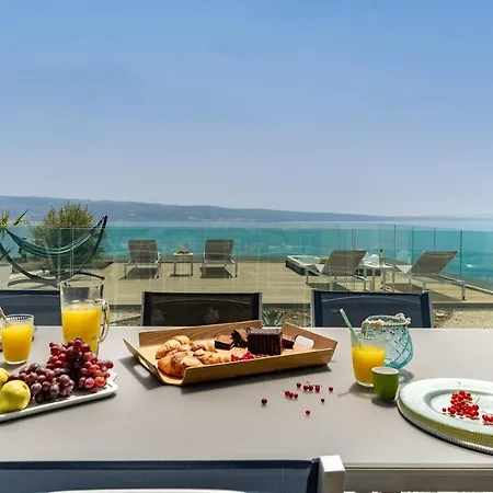 Villa New! Seaview Nautique, A 3-bedroom With A 32 Sqm Heated Private Pool And A Whirlpool
