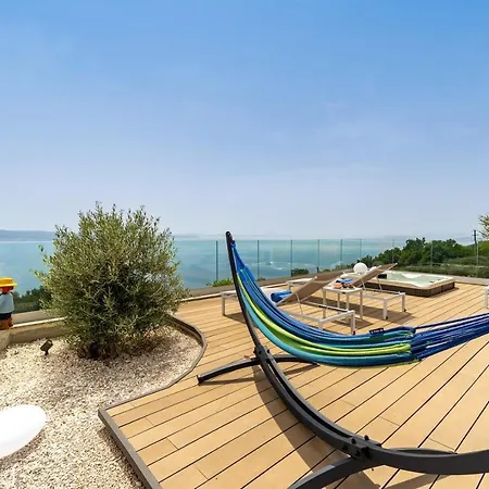 New! Seaview Nautique, A 3-bedroom With A 32 Sqm Heated Private Pool And A Whirlpool *