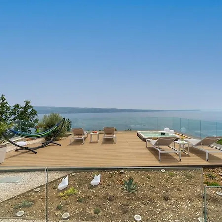 New! Seaview Nautique, A 3-bedroom With A 32 Sqm Heated Private Pool And A Whirlpool Villa Jesenice (Split-Dalmatia)
