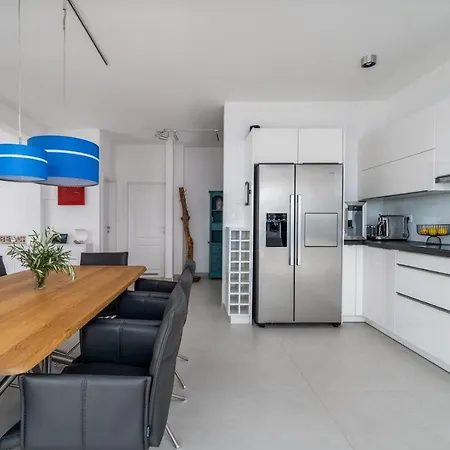 Seaview Nautique, A 3-bedroom With A 32 Sqm Heated Private Pool And A Whirlpool *