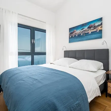 Seaview Nautique, A 3-bedroom With A 32 Sqm Heated Private Pool And A Whirlpool *